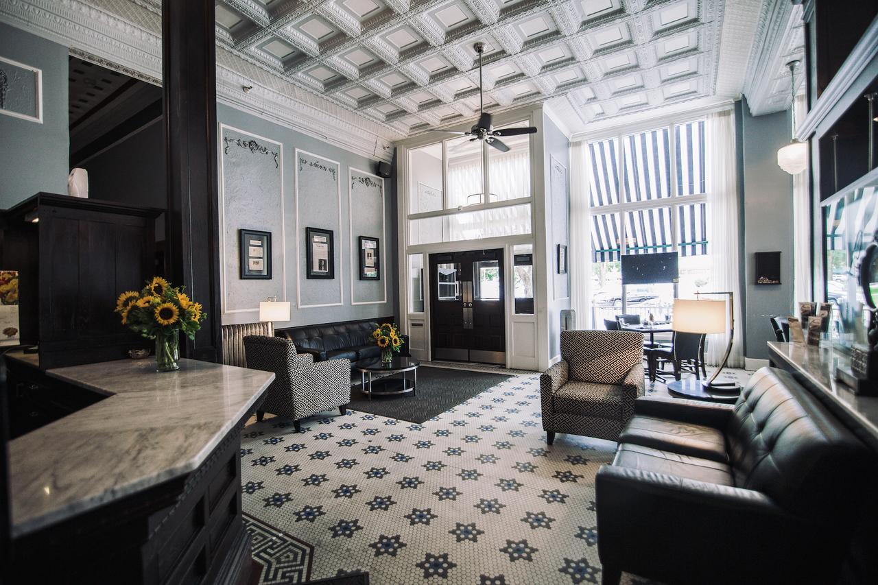 The Continental Hotel Centerville Buitenkant foto